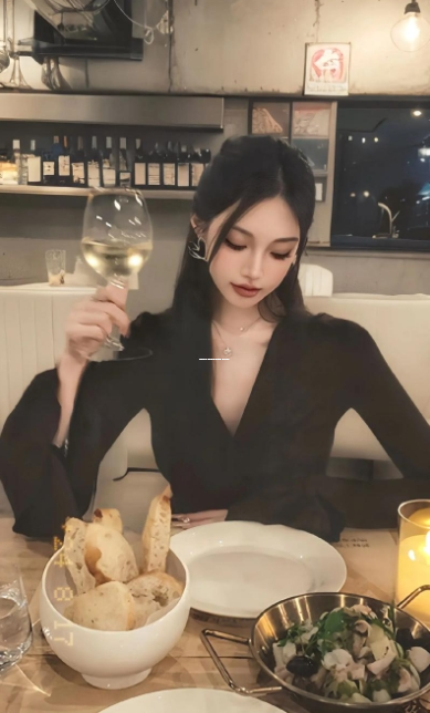 吃瓜网今日吃瓜 热门大瓜,明星情侣领证结婚,网友猜猜是谁?