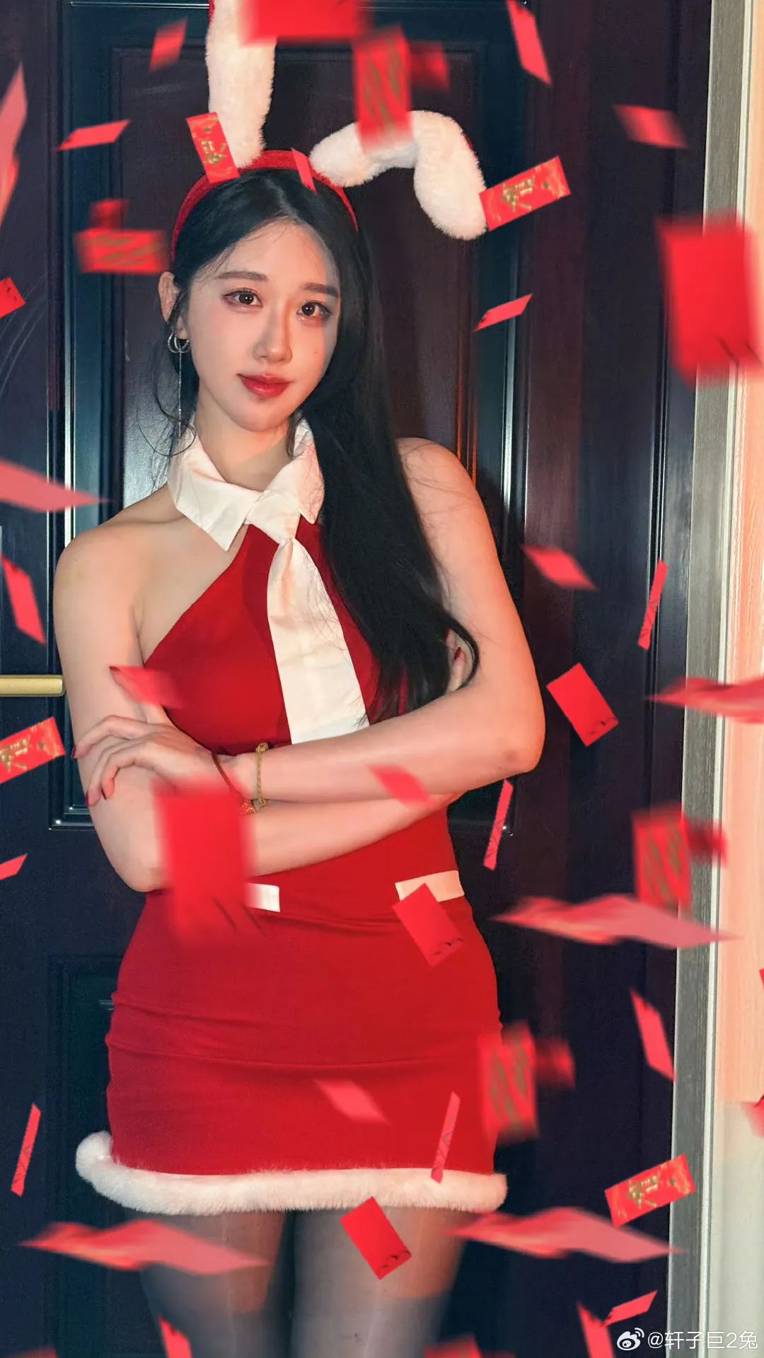 轩子巨2兔晒美图被举报后,称能不能管管恶意举报的人,真的无语死了!