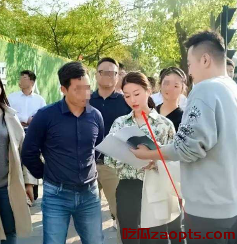 南昌红谷滩城投高管丑闻曝光,鞠雅被双开引网络热议!